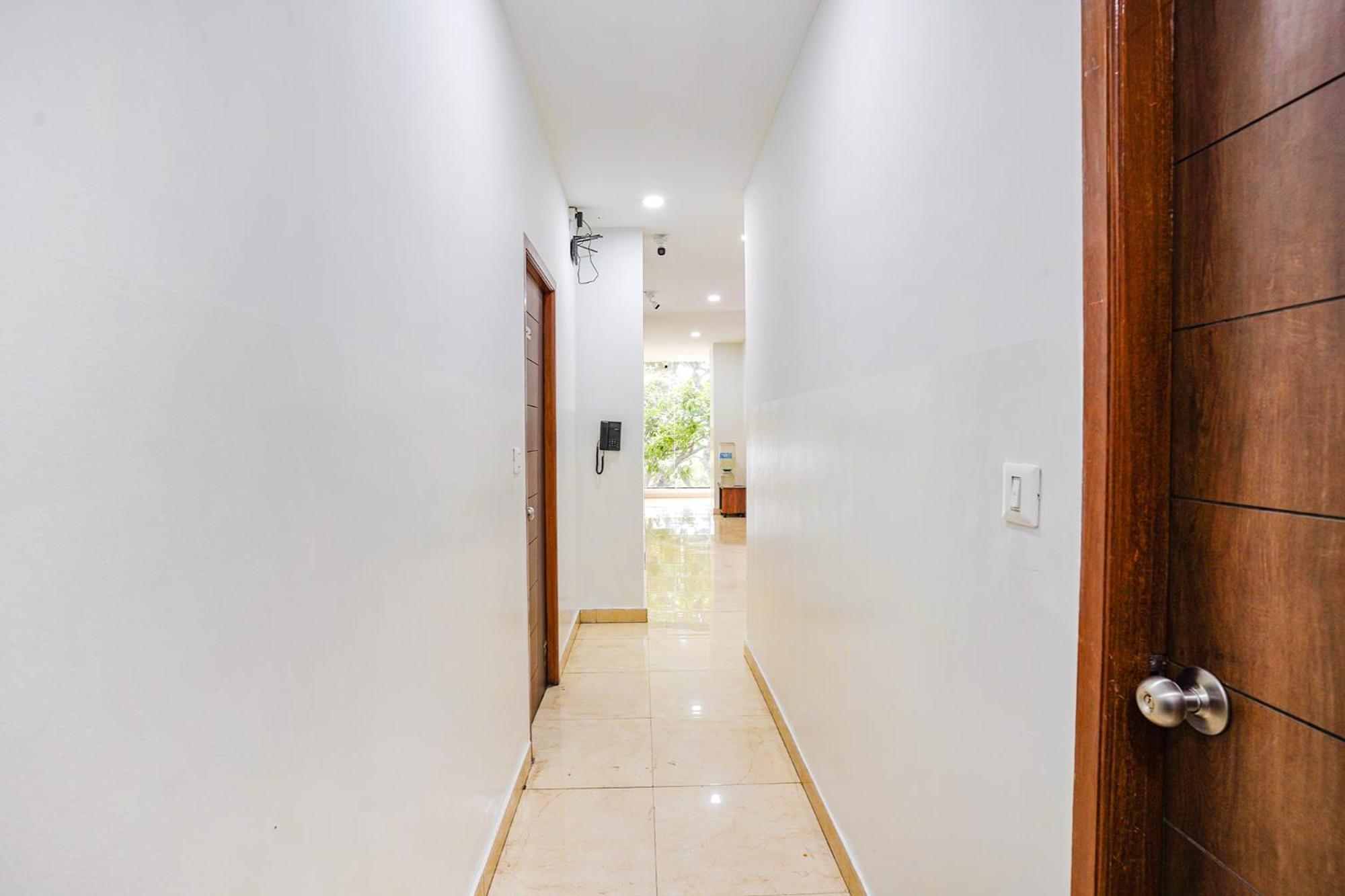 Fabhotel Rlv Green Palace - Nr Kengeri Satellite Town Бенґалуру Екстер'єр фото