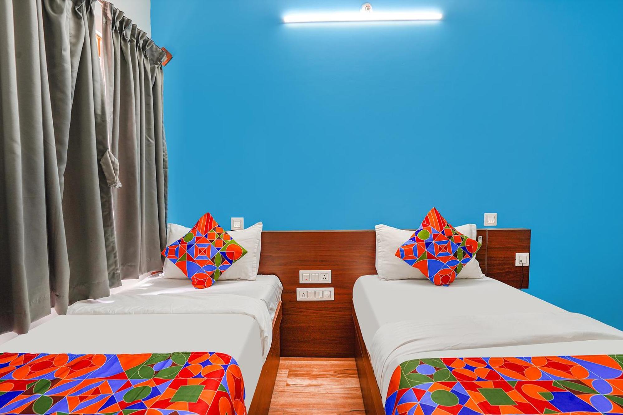 Fabhotel Rlv Green Palace - Nr Kengeri Satellite Town Бенґалуру Екстер'єр фото