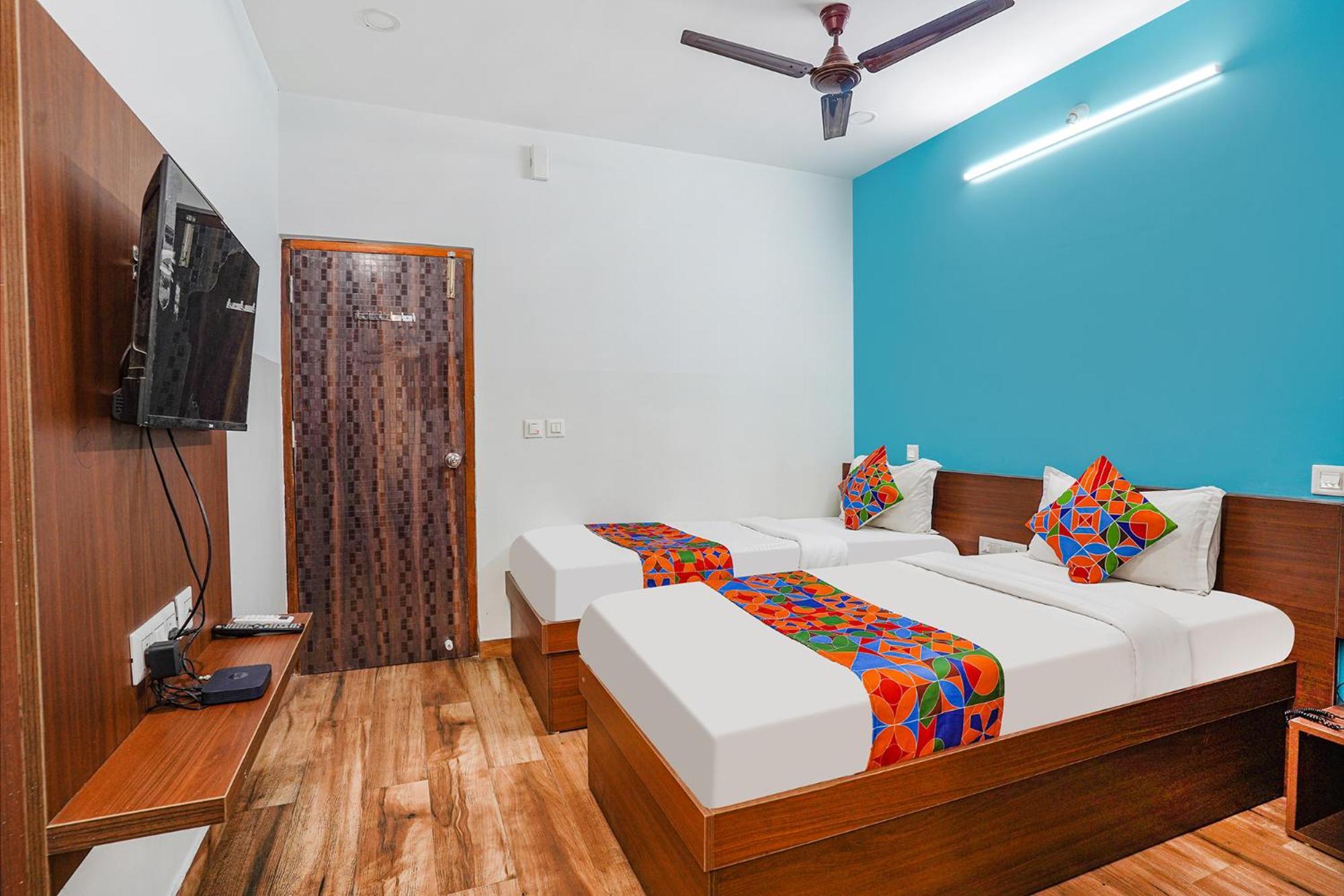 Fabhotel Rlv Green Palace - Nr Kengeri Satellite Town Бенґалуру Екстер'єр фото