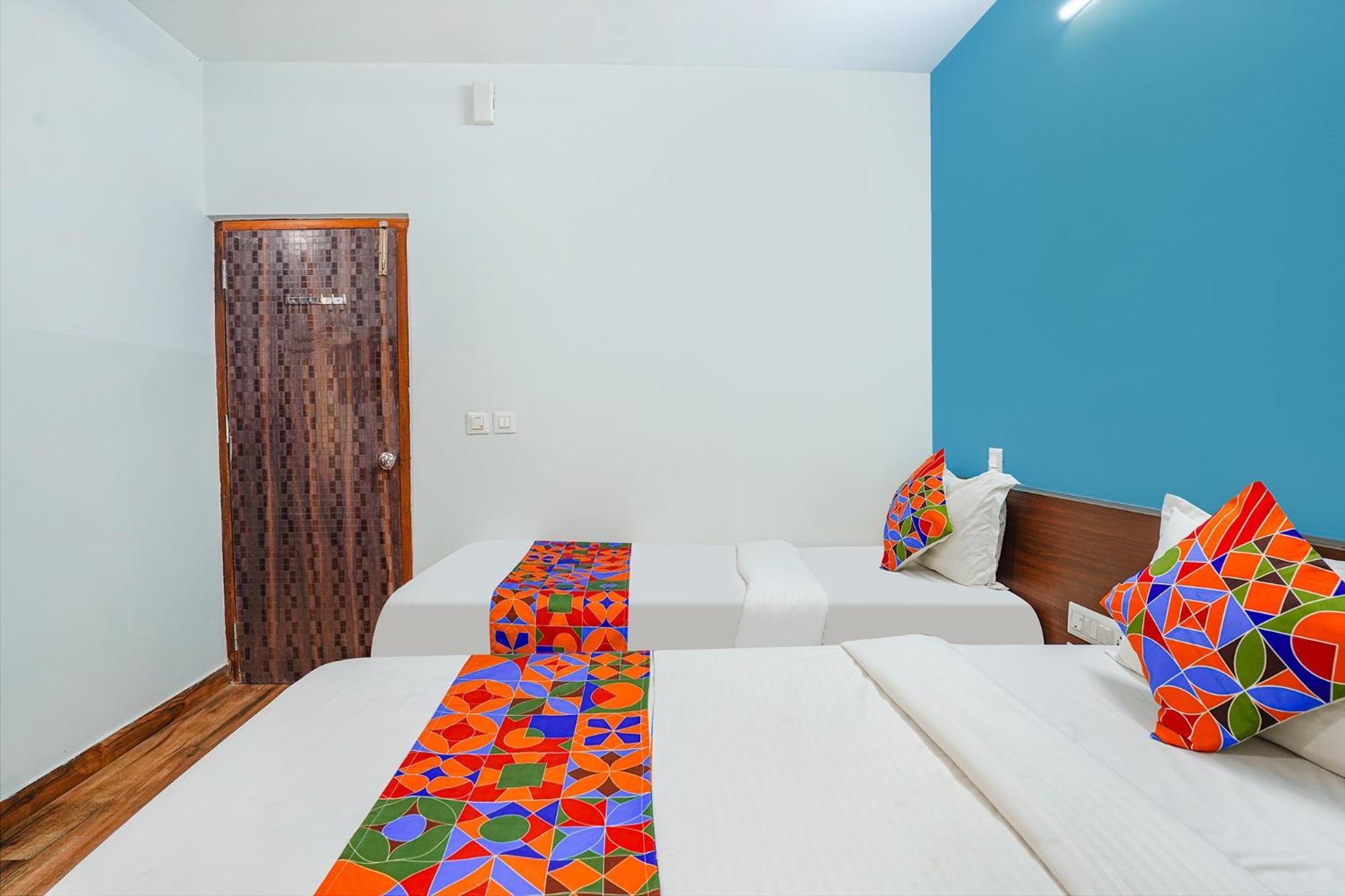 Fabhotel Rlv Green Palace - Nr Kengeri Satellite Town Бенґалуру Екстер'єр фото